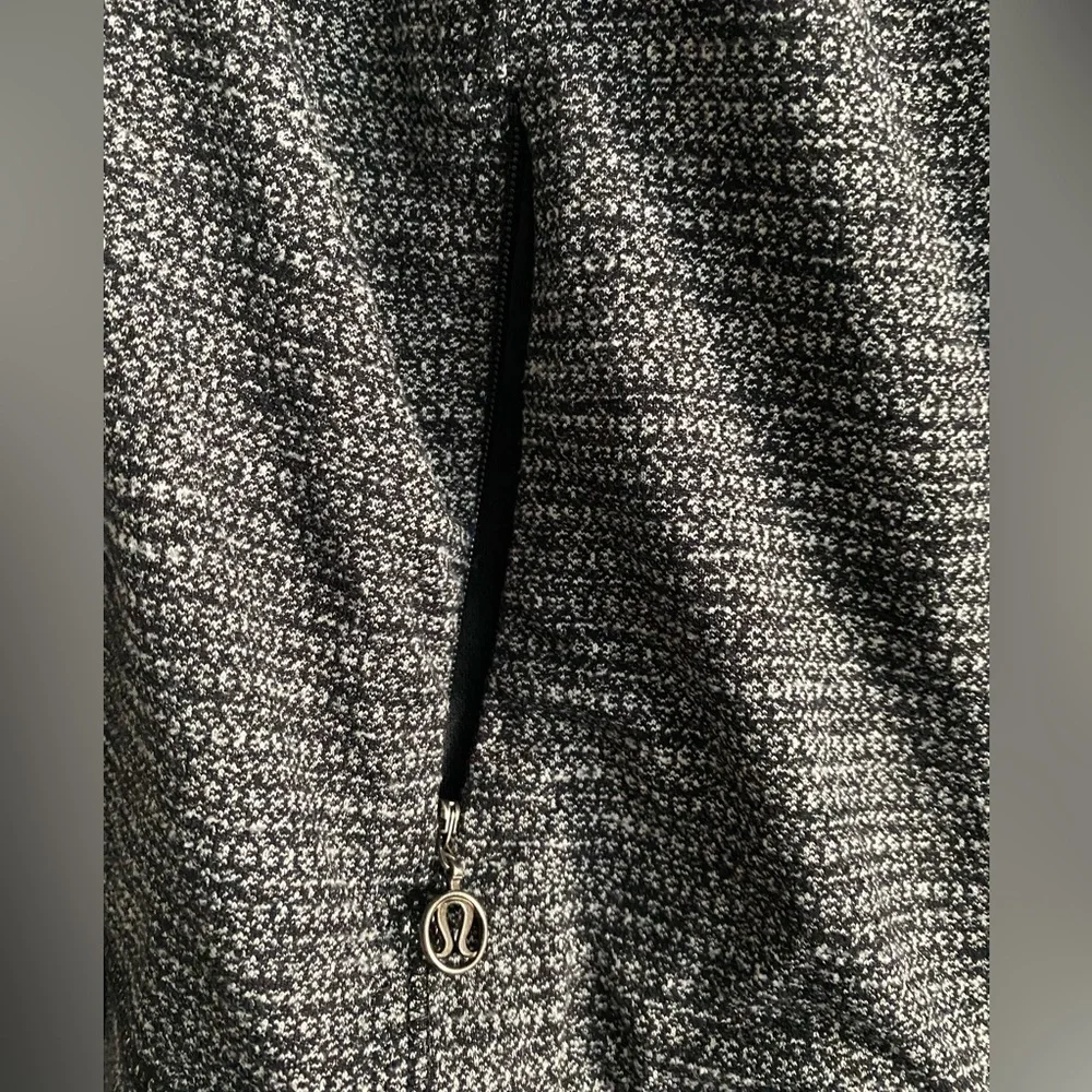 Lululemon Daily Yoga Jacket 8 Coco Pique Black - Picture 4 of 8